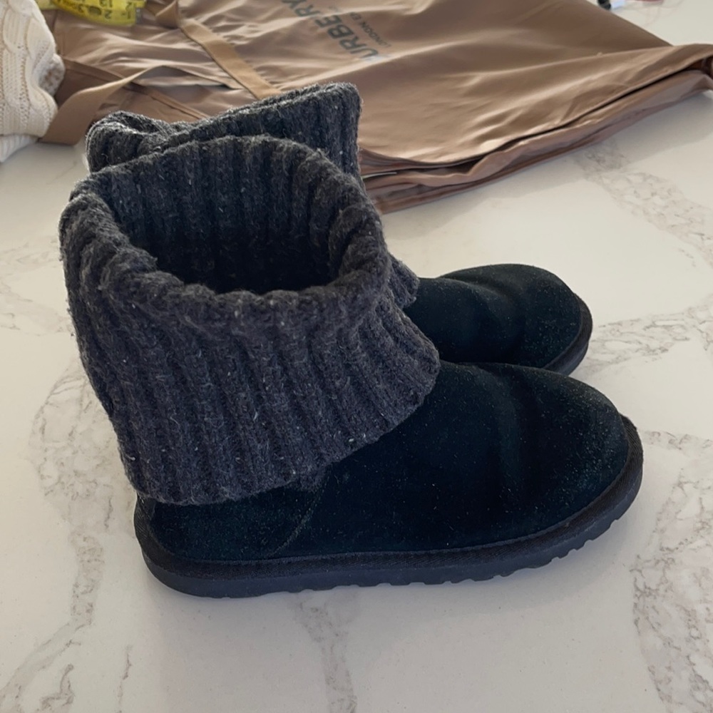 Ugg boots size 6
